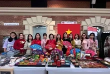 La Embajada de Vietnam en Hungría participó en la 13 Feria Diplomática de Caridad. (Foto: VNA)
