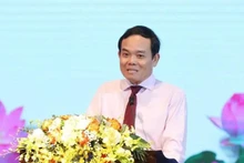 El viceprimer ministro Tran Luu Quang habla en la conferencia. (Foto: VNA)