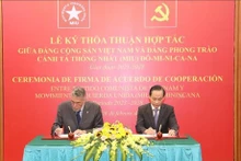 Representantes del Partido Comunista de Vietnam (PCV) y de Movimiento de Izquierda Unida (MIU) firmaron hoy un Convenio de cooperación para el período 2023 – 2028 (Foto: VNA)