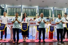 En la ceremonia de apertura (Foto: baoquangninh.vn)