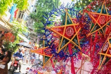 [Foto] Calle Hang Ma rebosa de juguetes tradicionales por el Festival del Medio Otoño