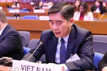 El embajador de Hanói en Tailandia, Pham Viet Hung, habla en el evento. (Foto: VNA)