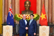 [Foto] Presidente de Vietnam recibe a primer ministro de Nueva Zelanda