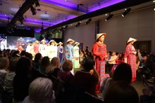El espectáculo de apertura de la Semana de moda de House of iKons Fashion Week 2023 en Londres. (Fotografía:vovlive.vn)