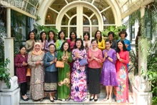 [Foto] Esposa del máximo dirigente vietnamita se reúne con Grupo de Mujeres de la Comunidad de la Asean