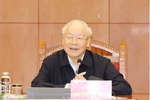 El secretario general del Partido Comunista de Vietnam (PCV), Nguyen Phu Trong, habla en la primera sesión del Subcomité de asuntos de personal del XIV Congreso Nacional de la organización política (Foto: VNA)