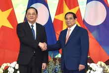 [Foto] Premier vietnamita se reúne con su homólogo laosiano