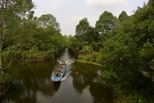 Explorar belleza de reserva natural de Lung Ngoc Hoang