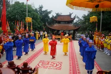 Rinden homenaje a legendarios ancestros de la nación Lac Long Quan y Au Co.