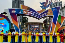 Acto de inauguración. (Fotografía: thoibaotaichinhvietnam.vn)