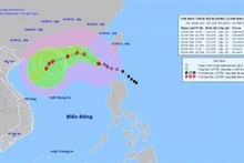La dirección del movimiento de la tormenta Saola. (Fotografía: VNA)