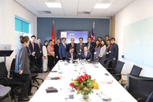 Firma de un memorando de entendimiento de cooperación entre Vietnam y Reino Unido (Fotografía. VNA)