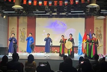 En el evento. (Fotografía: baovanhoa.vn)
