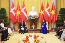La vicepresidenta vietnamita Vo Thi Anh Xuan recibe al príncipe heredero Frederik de Dinamarca. (Fotografía: VNA)