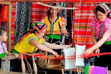 Celebrarán Día Nacional en Aldea de Cultura y Turismo de Etnias Minoritarias de Vietnam.