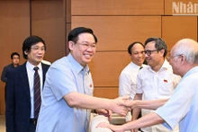 [Foto] Titular legislativo vietnamita se reúne con Asociación de Planificación y Desarrollo Urbano