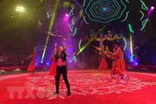 Espectáculo en el Festival Internacional de Circo. (Fotografía: VNA)