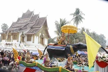 Una actuación artística en Luang Prabang. (Fotografía: VNA)