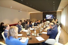 En el simposio "Apoyo económico Vietnam-Italia: oportunidades para la región de Umbría". (Fotografía: VNA)