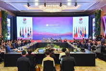 El canciller vietnamita, Bui Thanh Son, en la sesión plenaria de la 56 Reunión de Ministros de Relaciones Exteriores (AMM-56) de la Asean. (Fotografía: VNA)