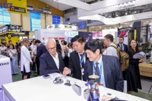 Visitantes en la Exposición Internacional de Ingeniería de Precisión, Herramientas de Máquinas y Metalurgia en 2023. (Fotograf´´ia: VNA)