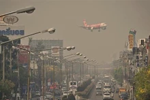 Chiang Mai bajo una espesa niebla tóxica. (Fotografía: AFP/VNA)