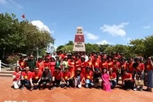 Delegados en Truong Sa (Fuente: VNA)