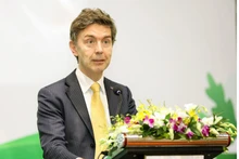 El embajador y jefe de la misión de la UE en Vietnam, Julien Guerrier. (Fotografía: VNA)