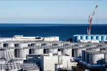 Tanques de aguas residuales contaminadas en la planta de energía nuclear Fukushima Daiichi en Japón. (Fotografía: VNA)