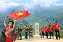 En el punto extremo occidental A Pa Chai en el pico Khoang La San. (Foto: Servicio de Cultura, Deporte y Turismo de Dien Bien)
