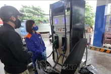 Una gasolinera en Hanói. (Fotografía: VNA)