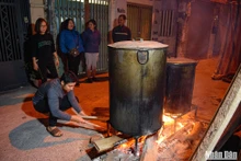 [Foto] Ollas calientes de pasteles de arroz glutinoso en la víspera del Tet