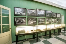 Los objetos en la exposición. (Fotografía: VNA)
