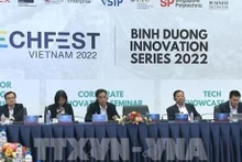 Participantes en un talle de Techfest Vietnam 2022, organizado en la provincia de Binh Duong. (Fotografía: VNA)