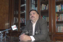 El profesor Ezequiel Ramoneda. (Fotografía: VNA)