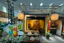 Un espacio de exhibición en el evento. (Fotografía: anningthudo.vn)