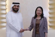 La vicepresidenta Vo Thi Anh Xuan recibe al director general de la Agencia de Noticias de los UAE (WAM) Mohamed Jalal Al Rayssi. (Foto: VNA)