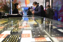 Precios del oro en Vietnam disminuyen gracias a direcciones del Gobierno