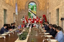 El gobernador Esteban Villegas Villarreal recibe a la delegación del Comité en México de la Asociación de Naciones del Sudeste Asiático (Asean). (Foto: VNA)