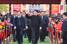 Presidente vietnamita lanza festival de plantación de árboles en provincia de Lang Son