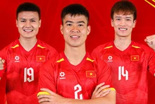 Los futbolistas vietnamitas Nguyen Hoang Duc (Phu Dong Ninh Binh Club), Nguyen Quang Hai (Hanoi Police FC) y Do Duy Manh (Hanoi FC) se unirán al equipo Asean All-Stars para enfrentar a Manchester United.