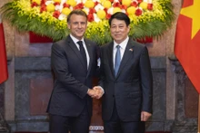 [Foto] Presidente de Vietnam se reúne con su par francés