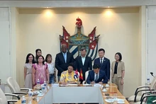 Vietnam y Cuba intensifican cooperación en educación