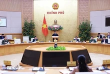 El primer ministro de Vietnam, Pham Minh Chinh, preside una reunión ordinaria mensual del Gobierno (Fuente: VNA)