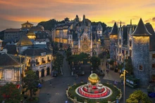Admirable belleza moderna y pacífica de la ciudad de Da Nang