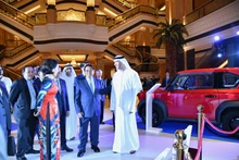 El primer ministro de Vietnam, Pham Minh Chinh, asiste a la ceremonia de lanzamiento de los vehículos Vinfast en los Emiratos Árabes Unidos (EAU).