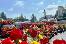 Sapa inaugura el mayor festival de rosas del noroeste
