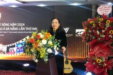 La presidenta de la Asociación de Promoción y Desarrollo de Cinematografía de Vietnam, Ngo Phuong Lan, habla en la cita. 