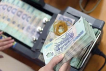 Premier vietnamita urge a asignar capital del presupuesto estatal a tiempo