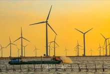 Planta de energía eólica Bac Lieu en la comuna de Vinh Trach Dong, ciudad de Bac Lieu. (Foto: VNA)